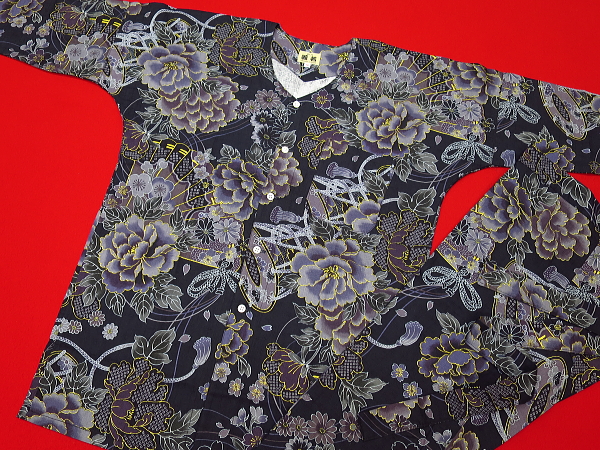 義若オリジナルの鯉口シャツ（ダボシャツ）　金彩牡丹と桜　藍黒